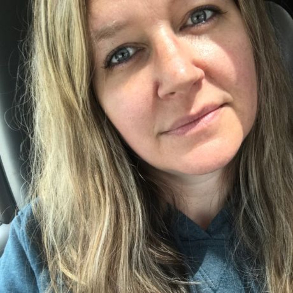 Meet your Posher, Aurelia